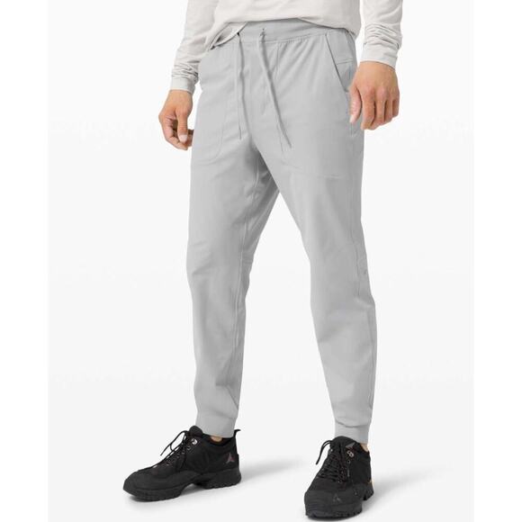 Lululemon men's ABC jogger in silver drop - size large, 30" inseam - Picture 1 of 10